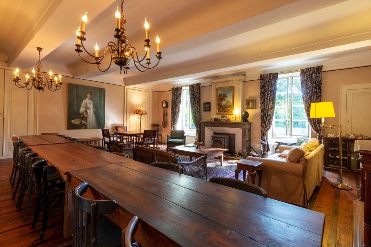 Domaine De L'Amiral Bed & Breakfast Saint-Laurent-du-Pape Exterior photo